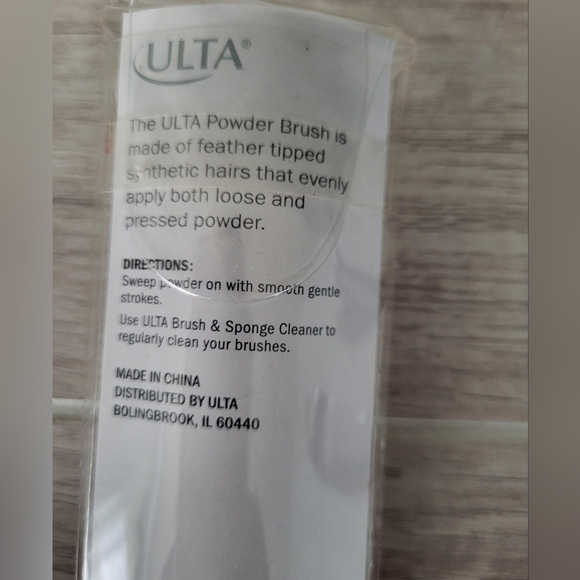Ulta Make Up Beauty Blush Powder Brush New - Picture 3 of 3